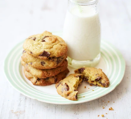 Cookies with milk